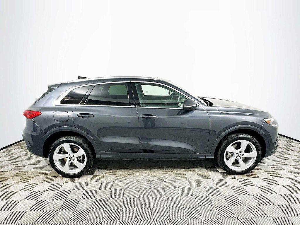 new 2025 Audi Q5 car, priced at $61,240
