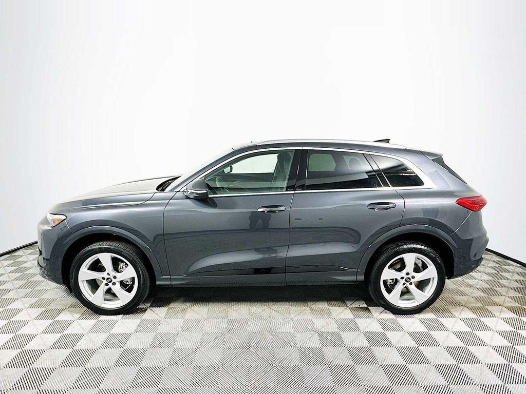 new 2025 Audi Q5 car, priced at $61,240