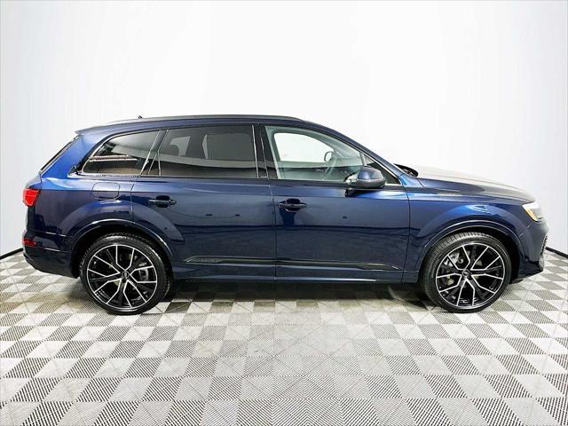 new 2025 Audi Q7 car, priced at $78,860