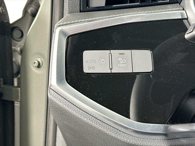 new 2025 Audi Q3 car, priced at $45,785