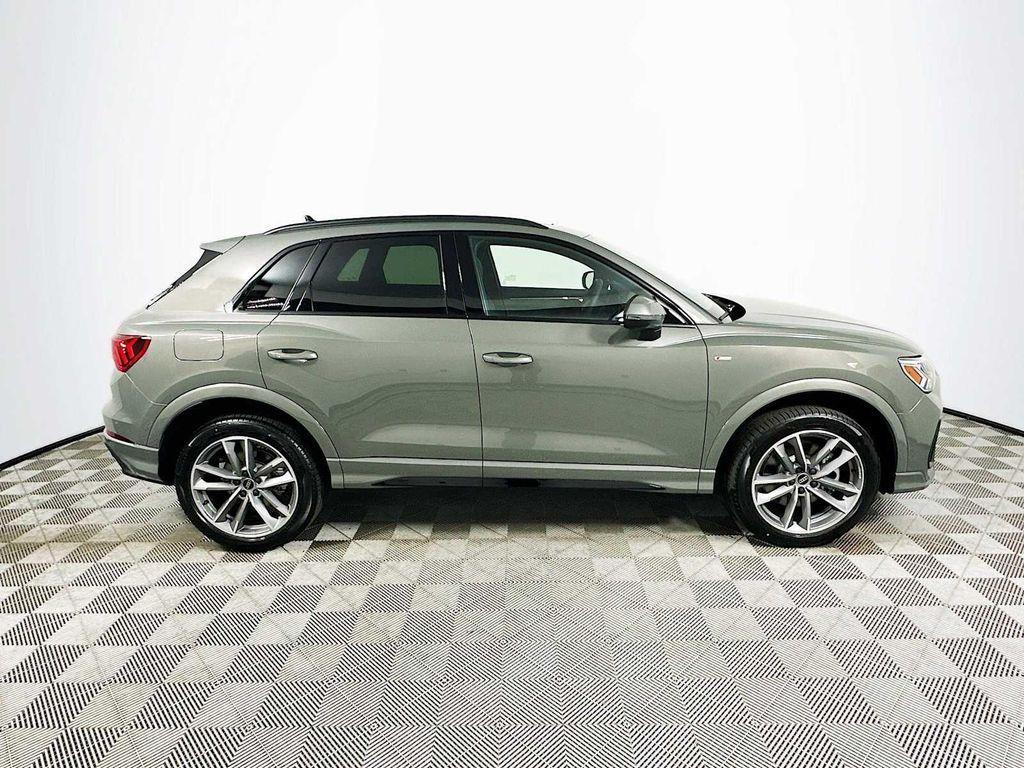 new 2025 Audi Q3 car, priced at $44,785