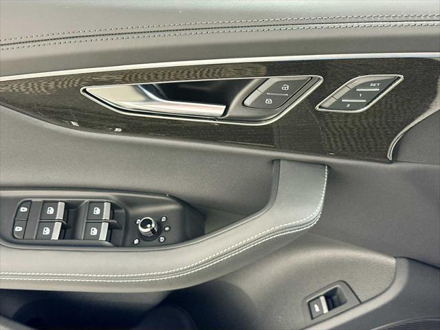 new 2025 Audi Q7 car, priced at $87,160