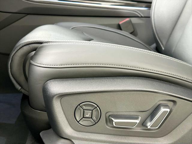 new 2025 Audi Q7 car, priced at $87,160
