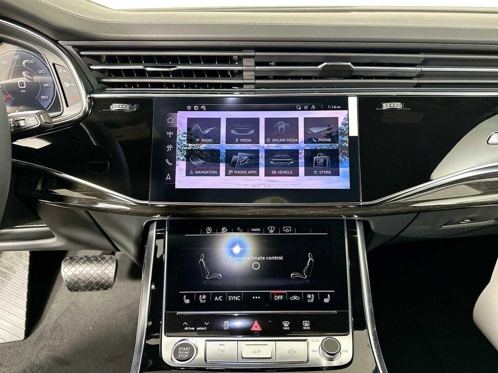 new 2025 Audi Q7 car, priced at $81,660