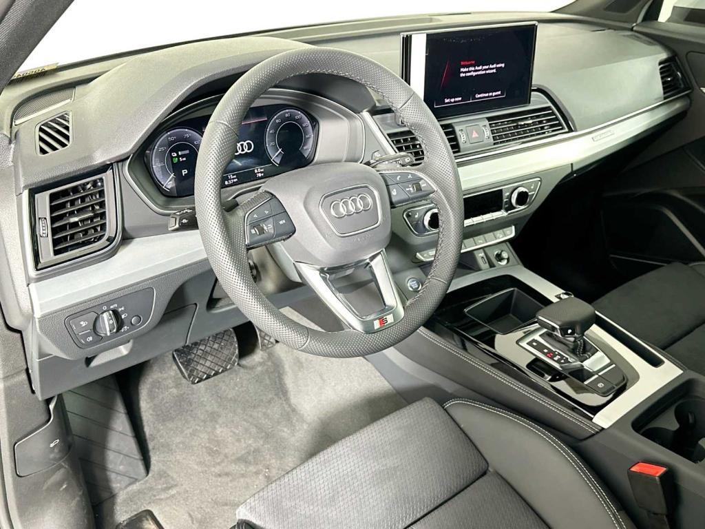 new 2024 Audi Q5 car, priced at $70,100