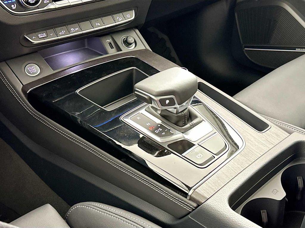 new 2025 Audi Q5 car, priced at $58,435