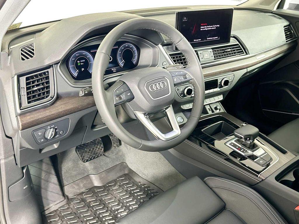 new 2025 Audi Q5 car, priced at $58,435