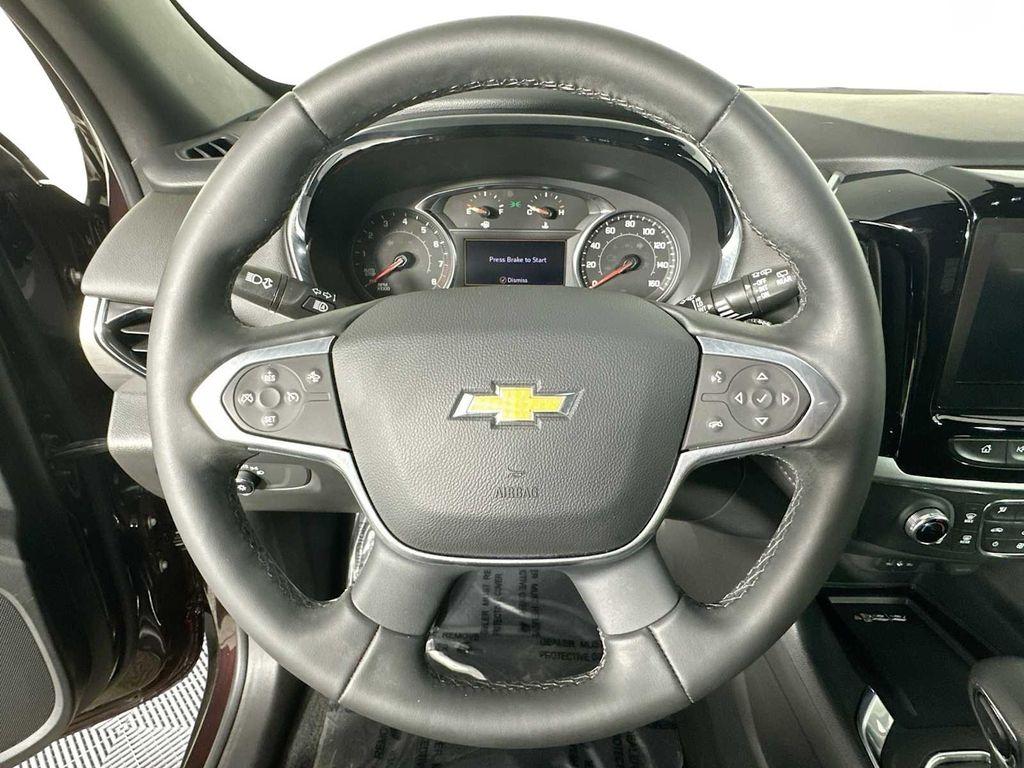 used 2023 Chevrolet Traverse car, priced at $26,500