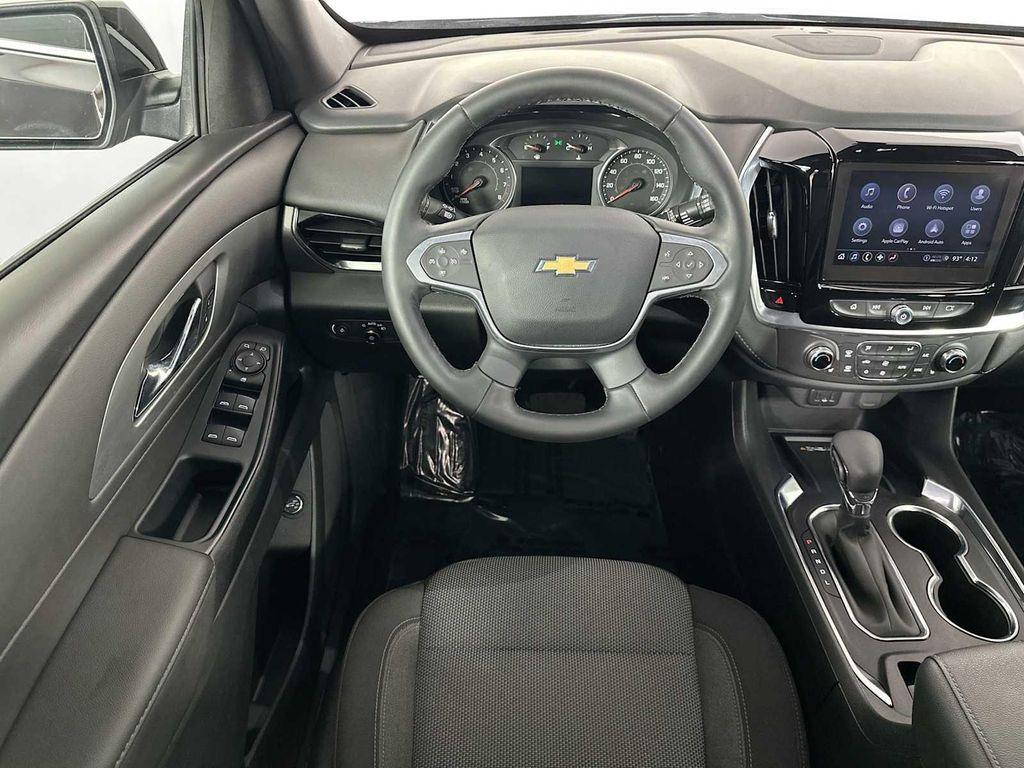 used 2023 Chevrolet Traverse car, priced at $26,500