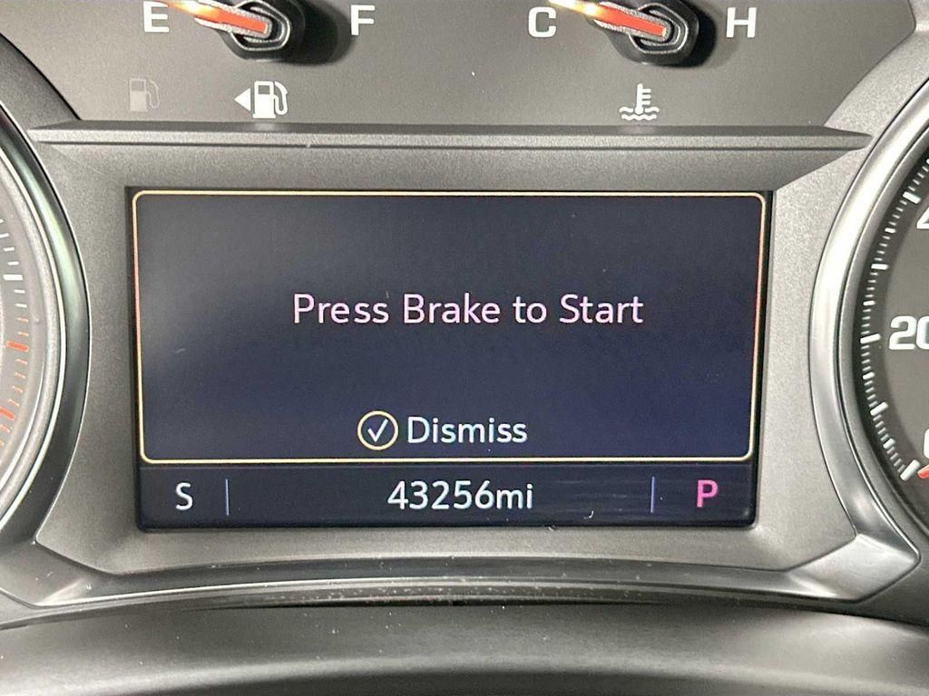 used 2023 Chevrolet Traverse car, priced at $26,500