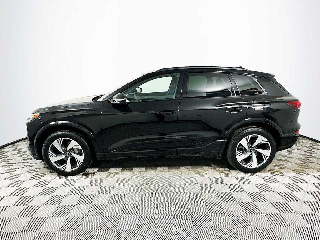 new 2025 Audi Q6 e-tron car, priced at $64,110