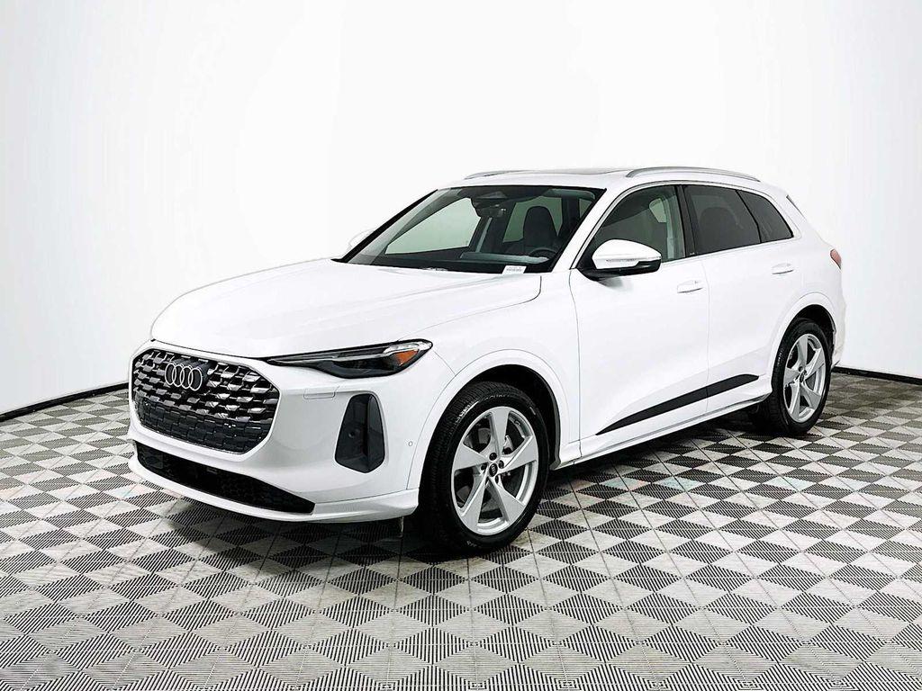 new 2025 Audi Q5 car, priced at $64,100