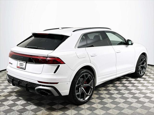new 2025 Audi RS Q8 car, priced at $152,690