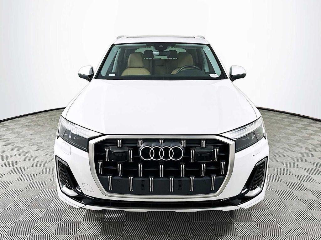 used 2025 Audi Q7 car, priced at $55,900