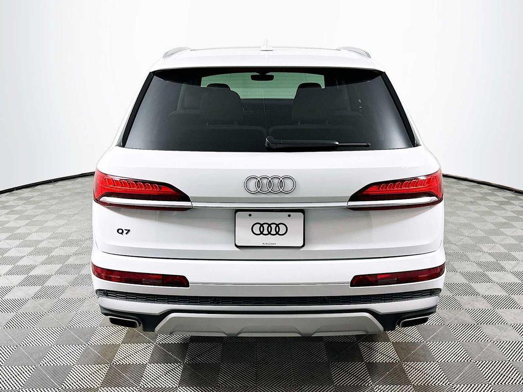 used 2025 Audi Q7 car, priced at $55,900