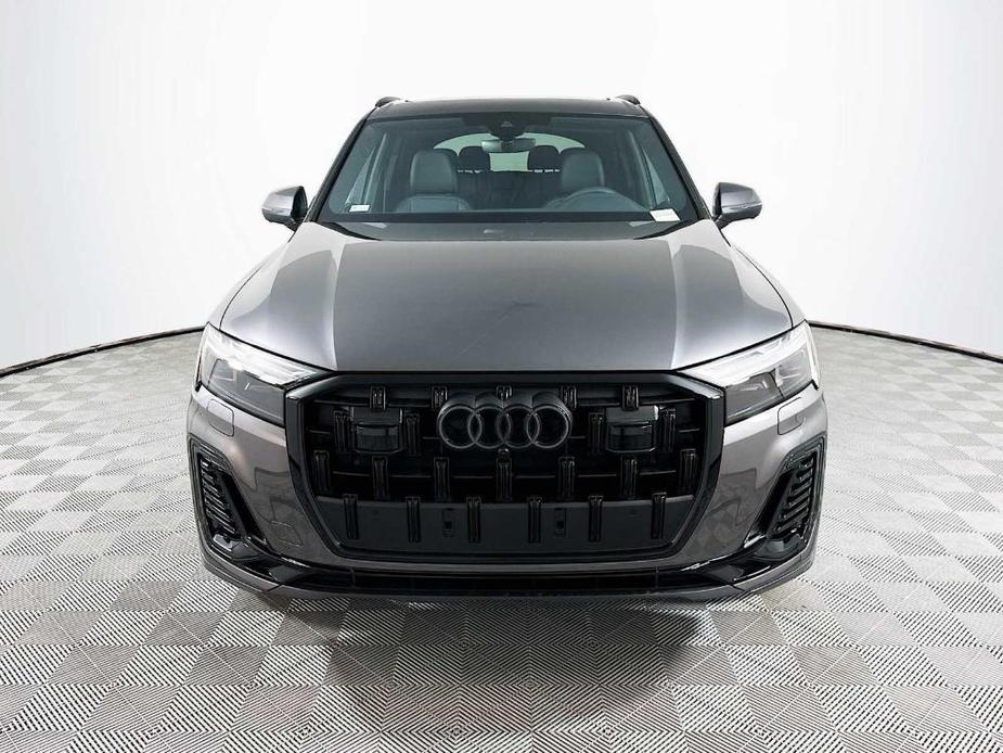 new 2025 Audi Q7 car, priced at $69,820