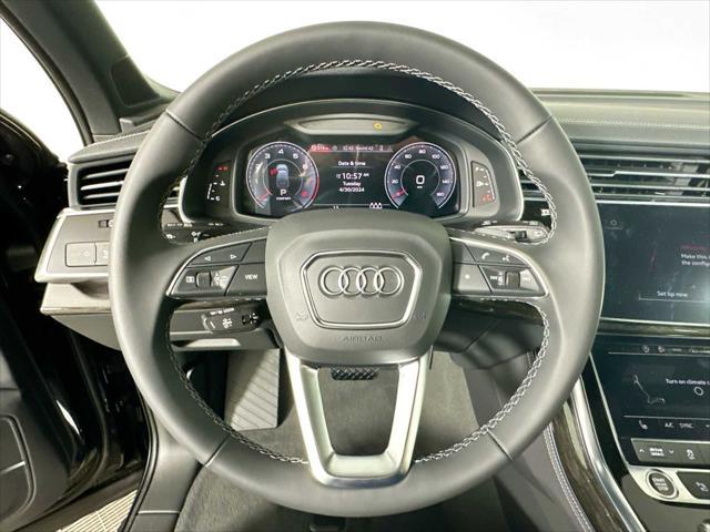 new 2025 Audi Q7 car, priced at $69,820