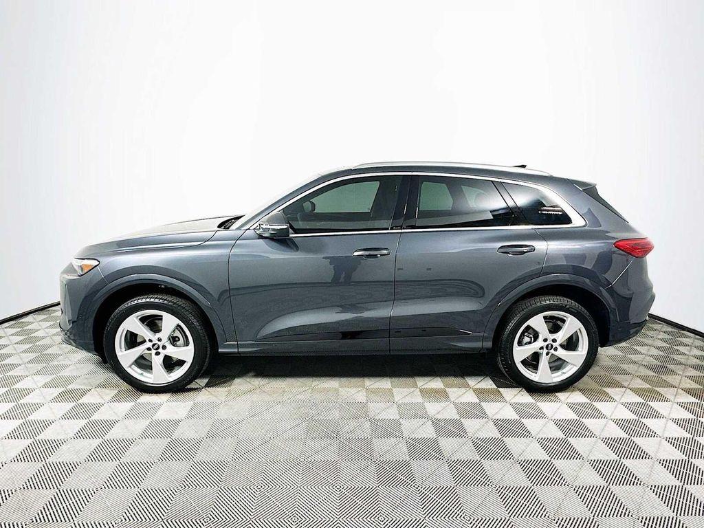 new 2025 Audi Q5 car, priced at $60,890