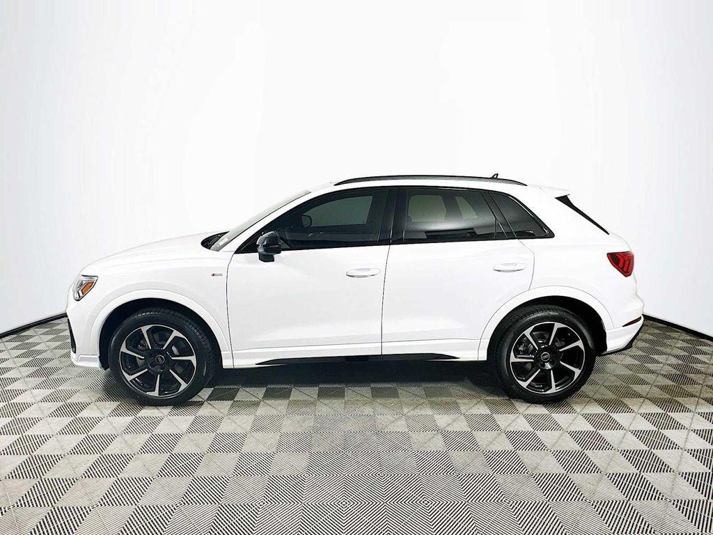 new 2025 Audi Q3 car, priced at $45,565