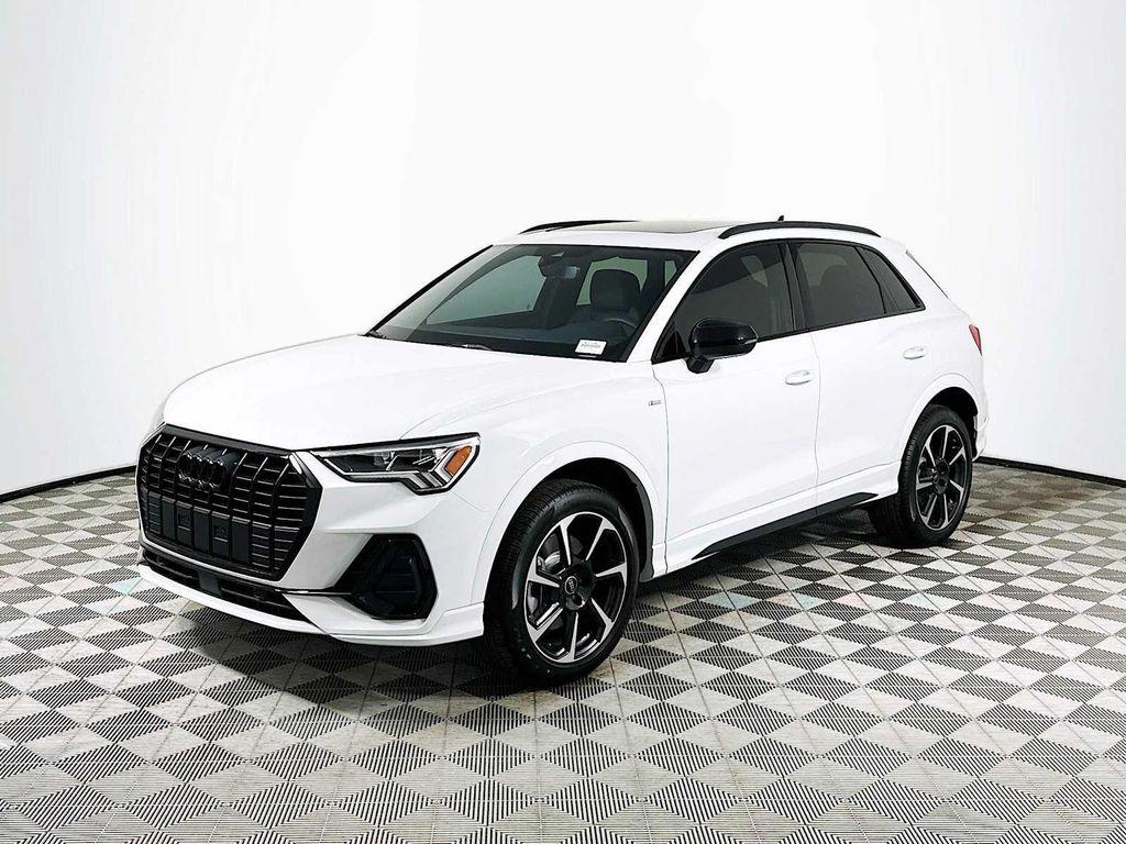 new 2025 Audi Q3 car, priced at $45,565
