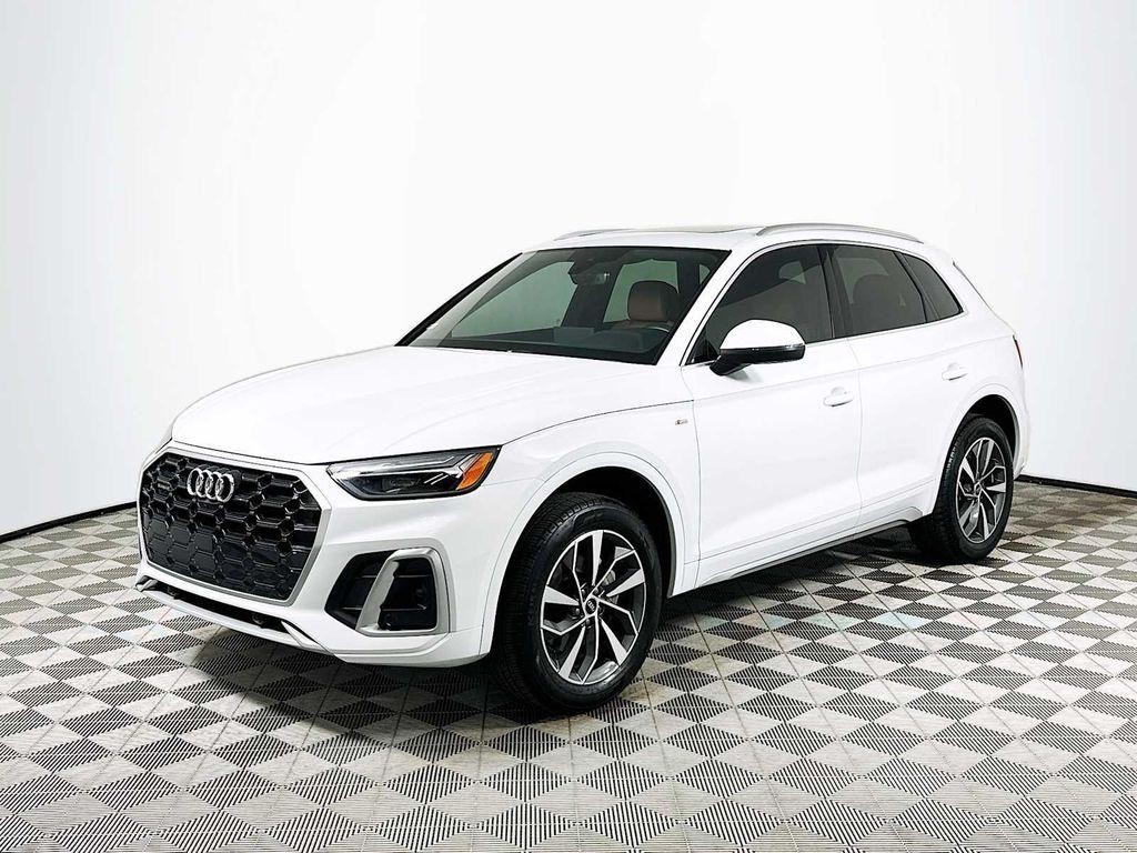 used 2025 Audi Q5 car, priced at $50,400