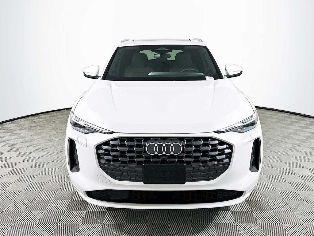new 2025 Audi Q5 car, priced at $61,240