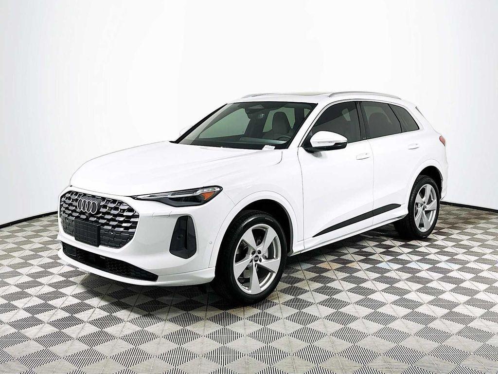 new 2025 Audi Q5 car, priced at $61,240