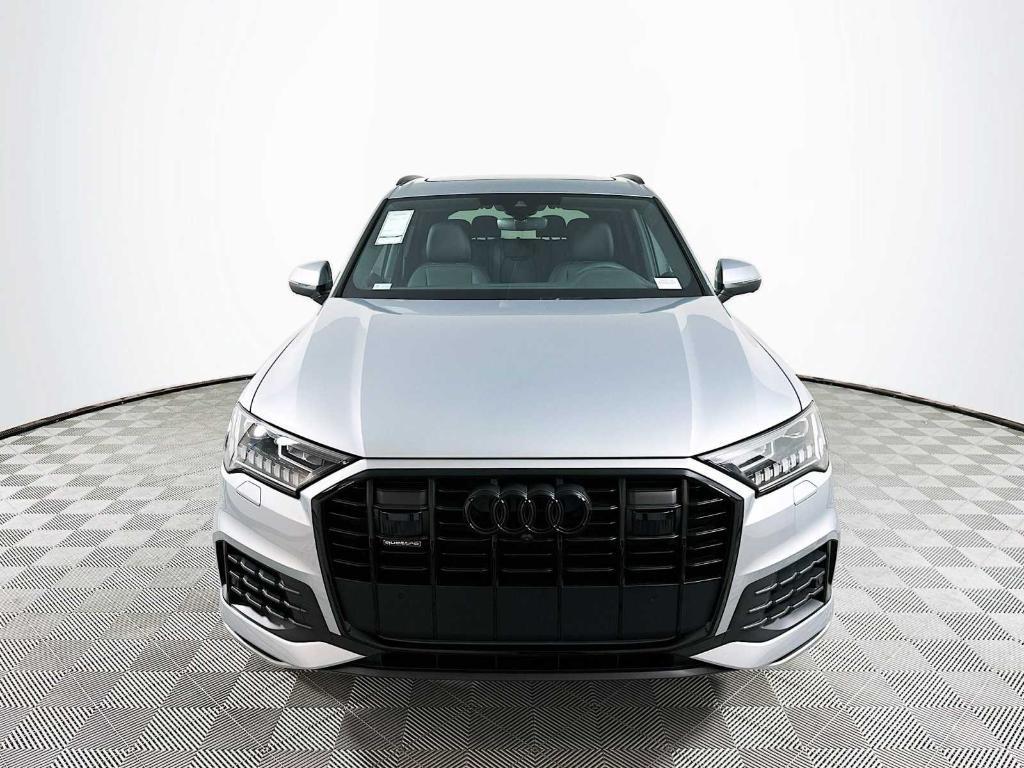 new 2024 Audi Q7 car, priced at $69,940