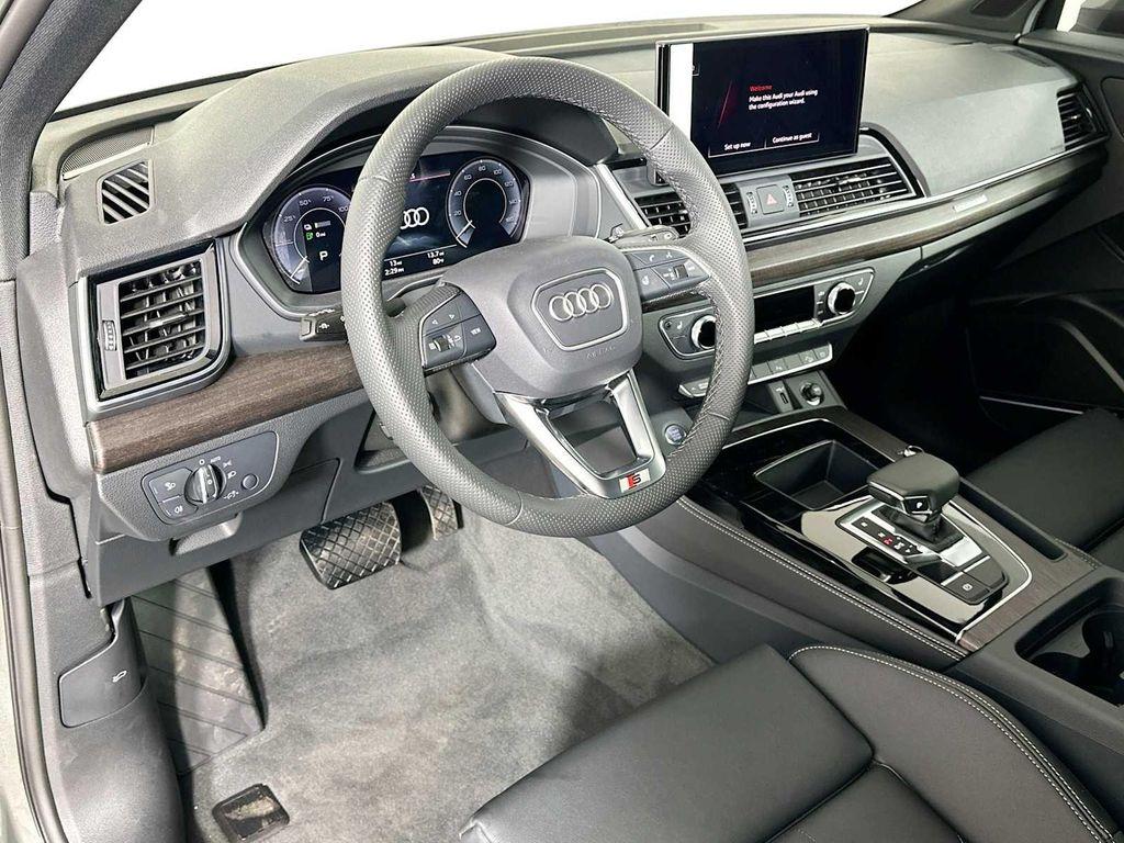 new 2025 Audi Q5 car, priced at $59,885