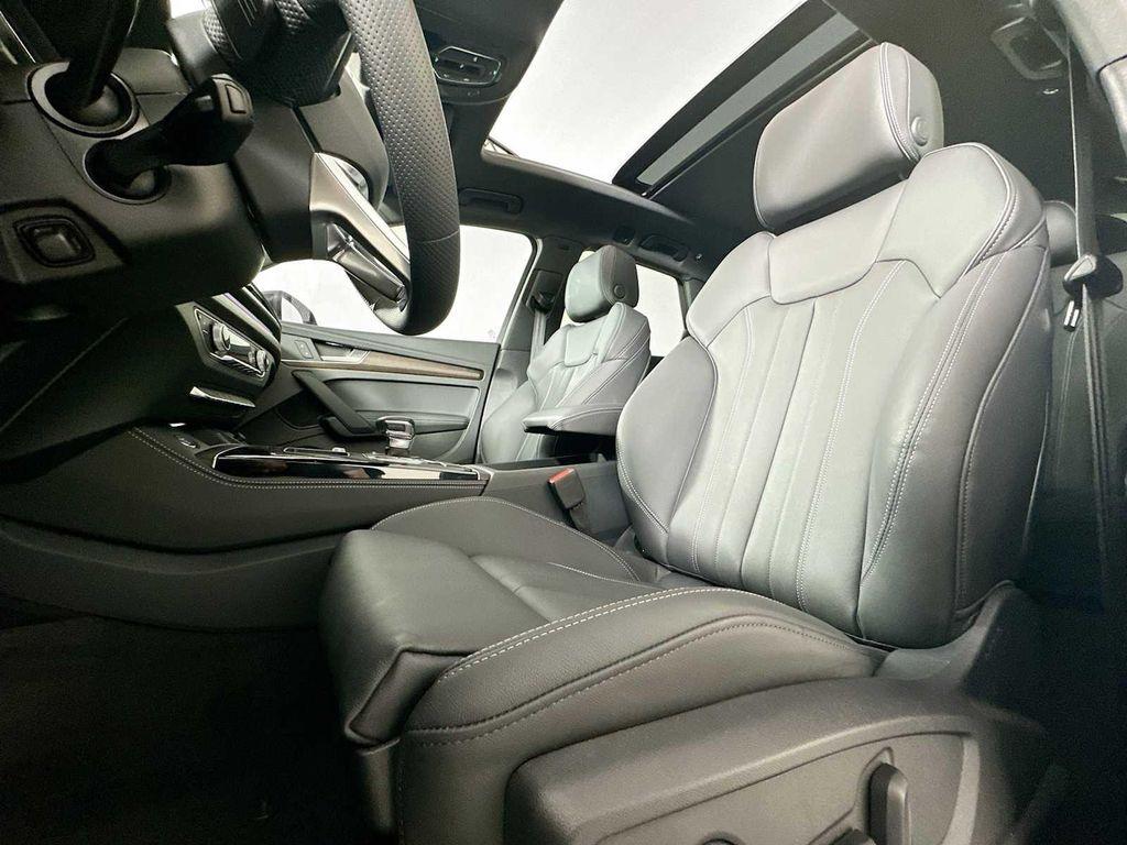 new 2025 Audi Q5 car, priced at $59,885