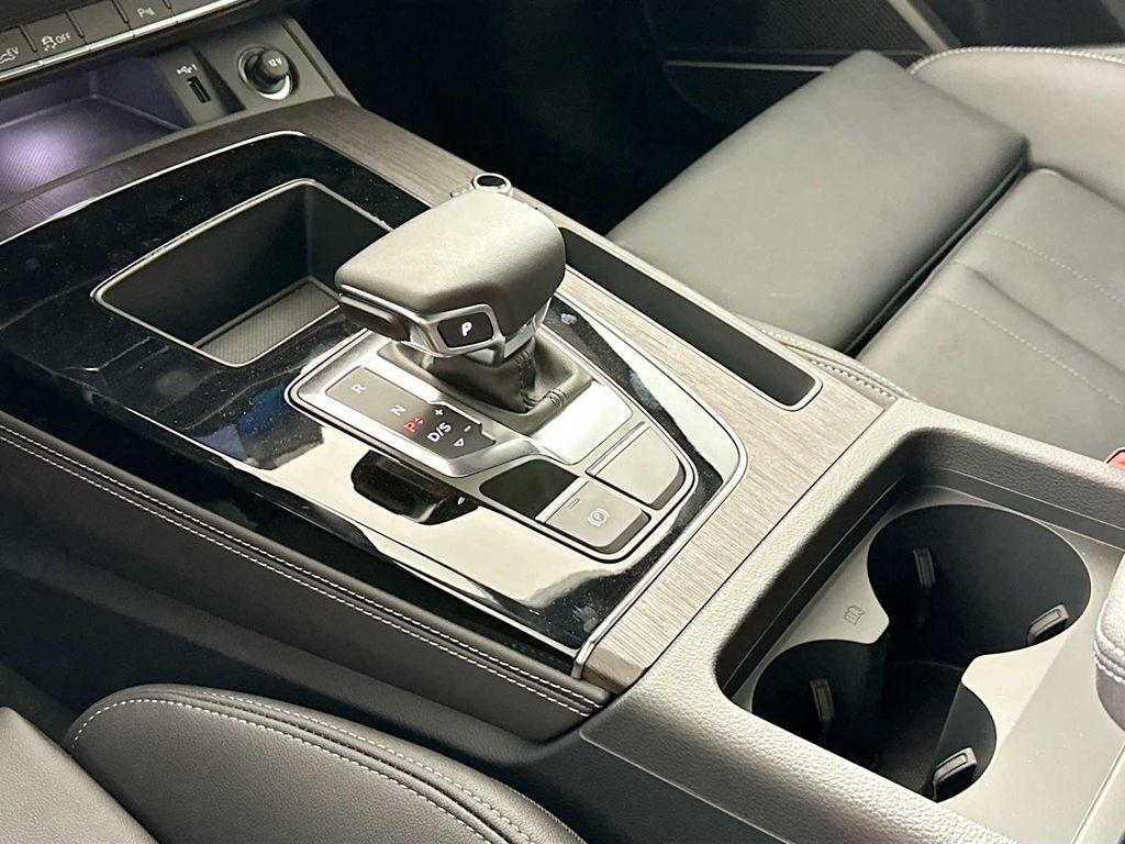 new 2025 Audi Q5 car, priced at $59,885