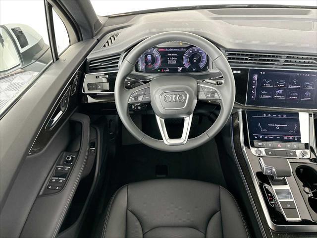 new 2025 Audi Q7 car, priced at $75,510