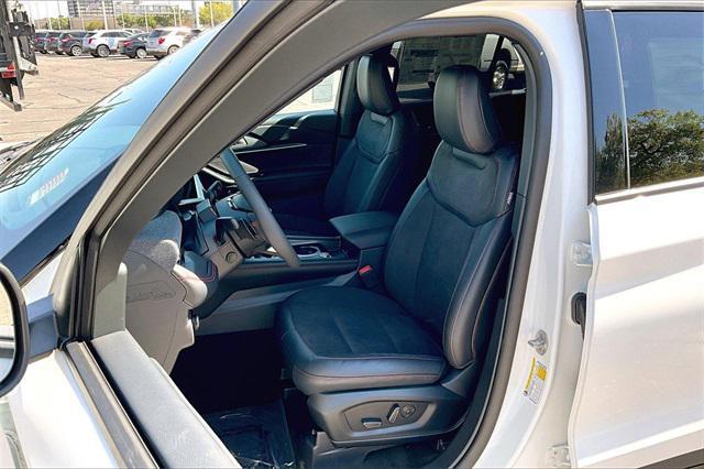 new 2025 Ford Explorer car, priced at $60,590