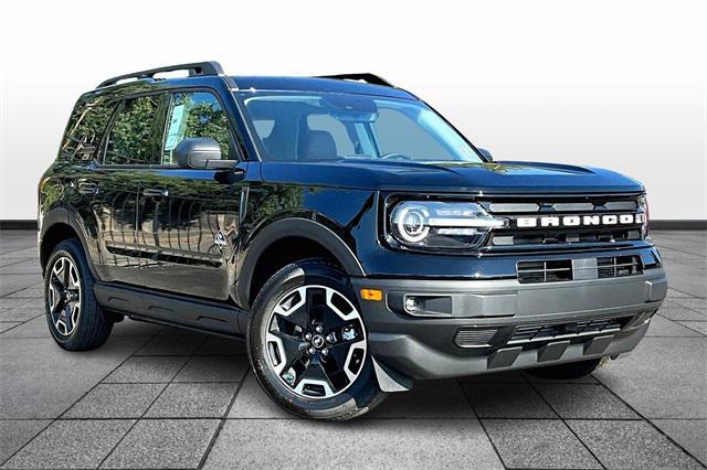 new 2024 Ford Bronco Sport car, priced at $38,285