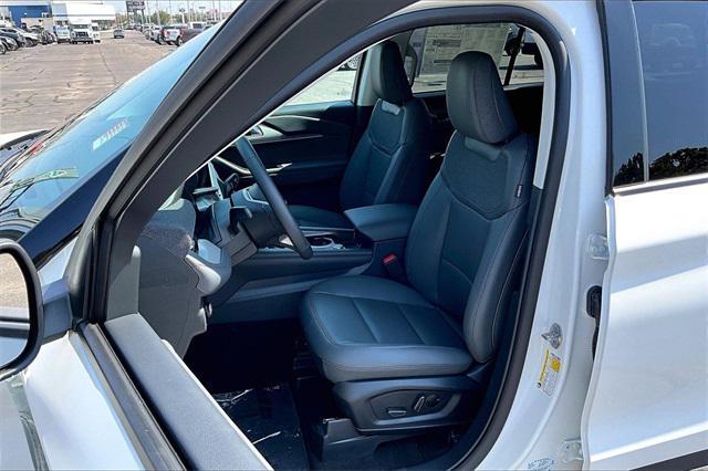 new 2025 Ford Explorer car, priced at $47,400