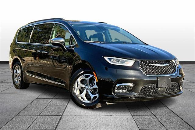 used 2023 Chrysler Pacifica car, priced at $33,844