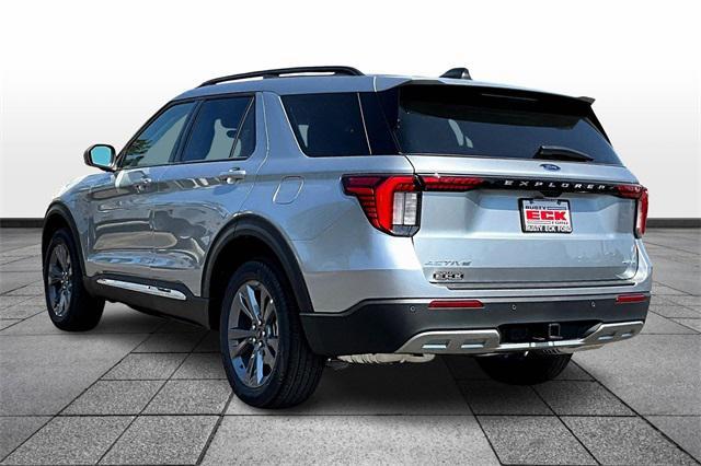 new 2025 Ford Explorer car, priced at $48,800