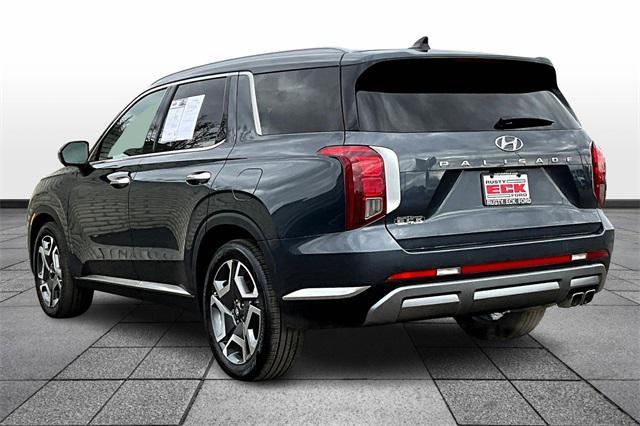 used 2024 Hyundai Palisade car, priced at $45,222