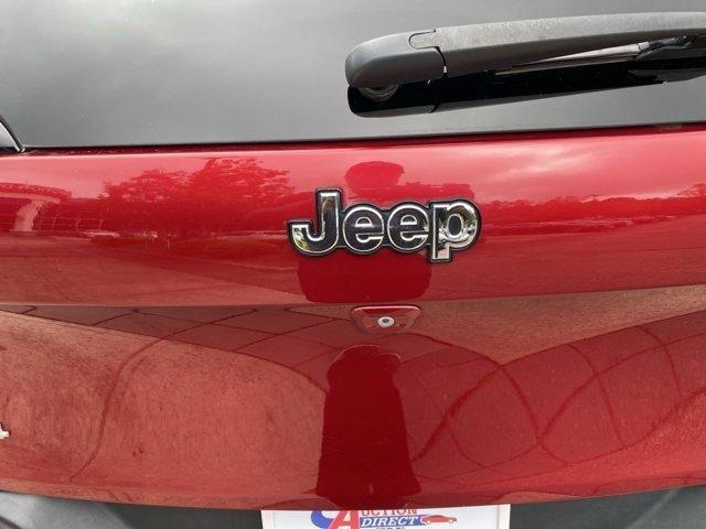 used 2014 Jeep Cherokee car, priced at $15,999