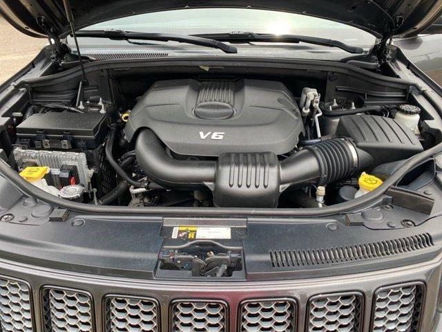 used 2015 Jeep Grand Cherokee car, priced at $18,999