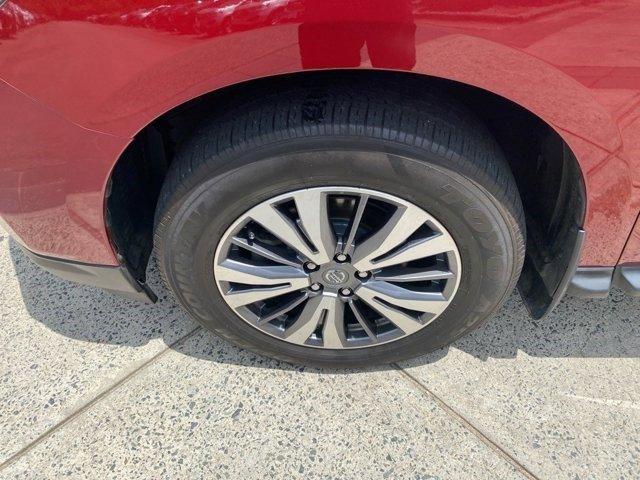 used 2020 Nissan Pathfinder car, priced at $29,999