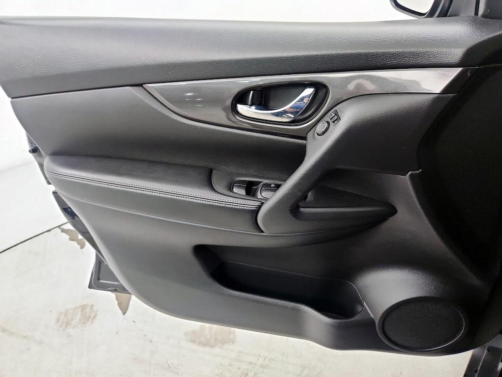 used 2019 Nissan Rogue car, priced at $16,998