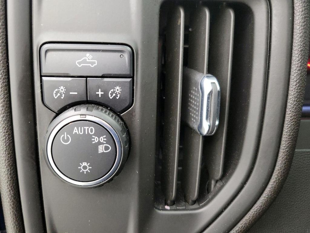 used 2022 Chevrolet Silverado 1500 car, priced at $35,998