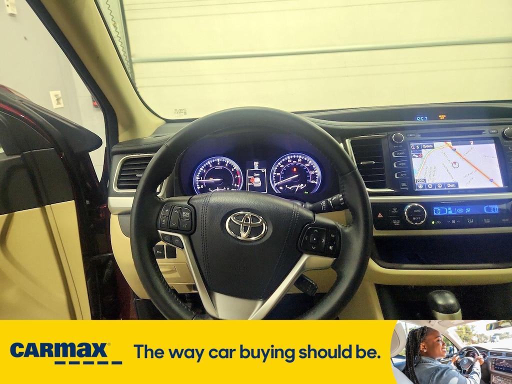 used 2016 Toyota Highlander car, priced at $31,998