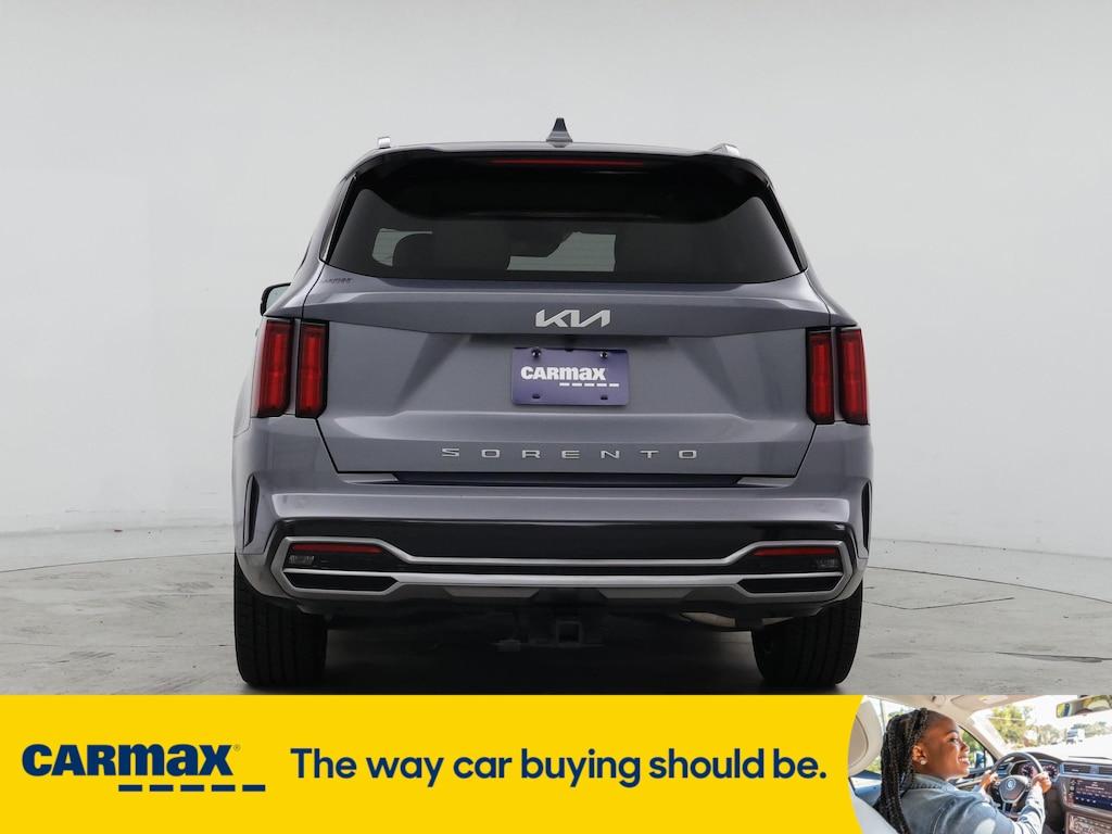 used 2022 Kia Sorento car, priced at $30,998