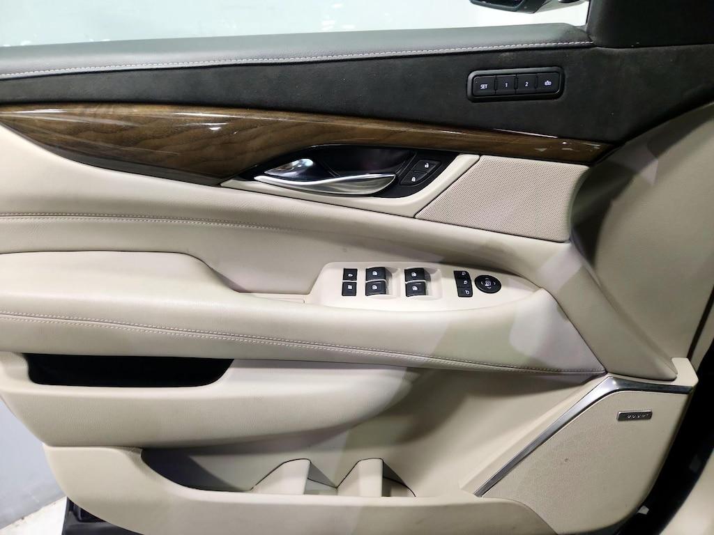 used 2020 Cadillac Escalade car, priced at $51,998