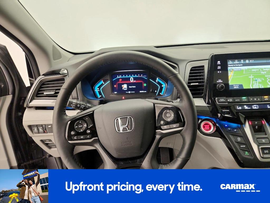 used 2024 Honda Odyssey car, priced at $49,998