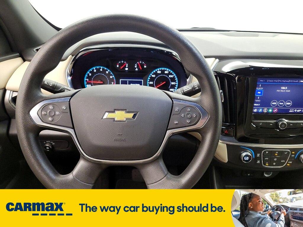 used 2022 Chevrolet Traverse car, priced at $28,998