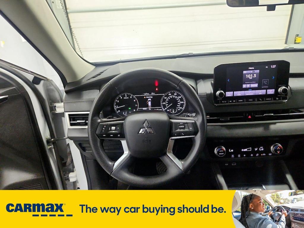 used 2023 Mitsubishi Outlander car, priced at $23,998