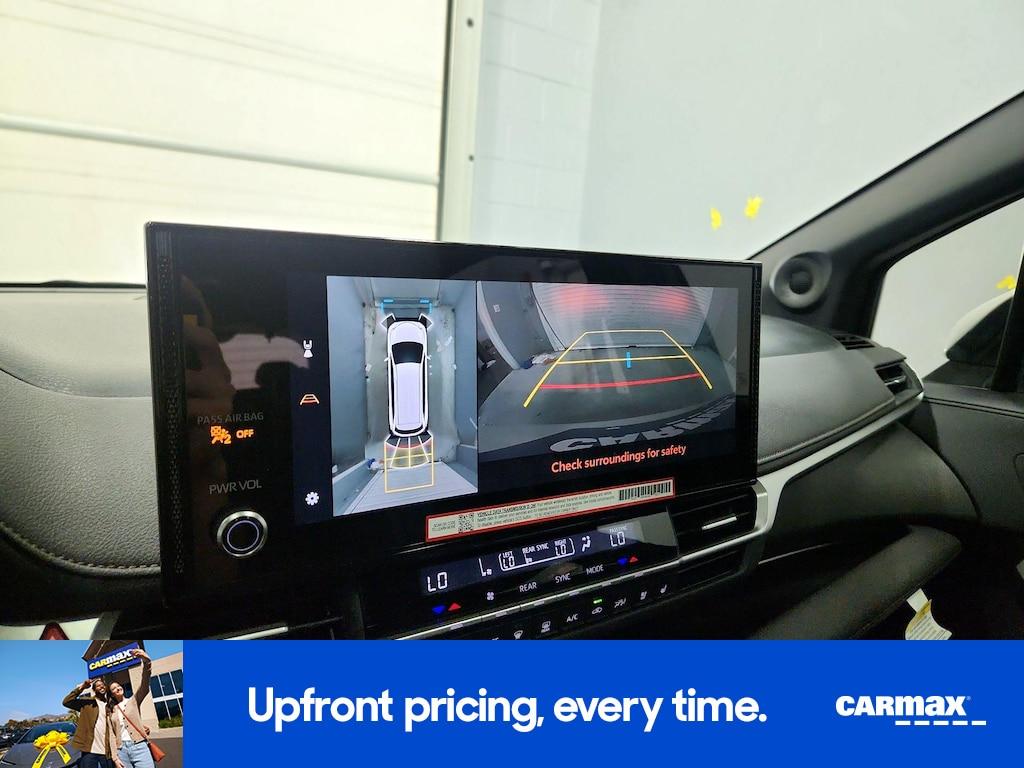 used 2025 Toyota Sienna car, priced at $62,998